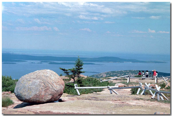 acadia0702_22