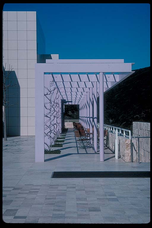 View north,trellis at Restaurant/Cafe 